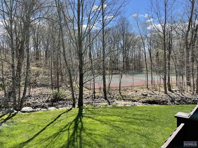 Foto del edificio - 48 Peach Hill Ct
