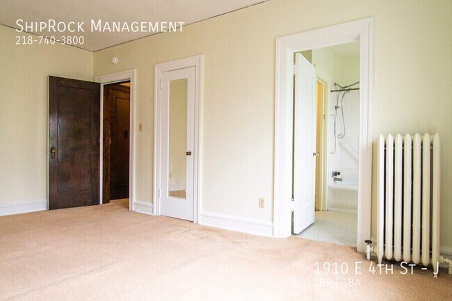 Foto del edificio - 1910 E 4th St