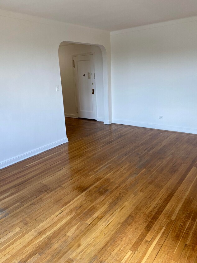 Foto principal - 9609 66th Ave