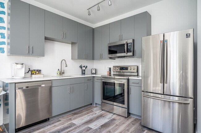 Foto del edificio - 542 Boulevard NE