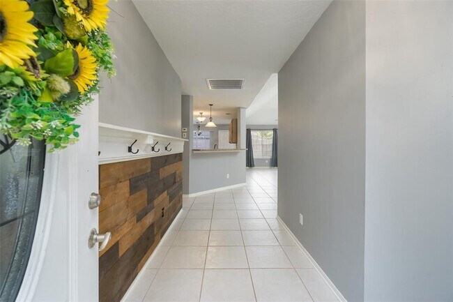 Building Photo - 4426 Spoonbill Dr