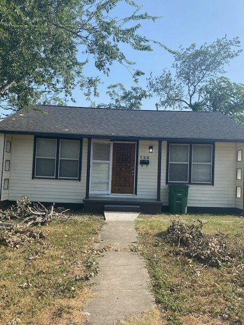 Building Photo - 722 John Adams Dr