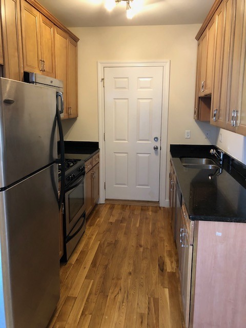 Building Photo - 4548 W George St