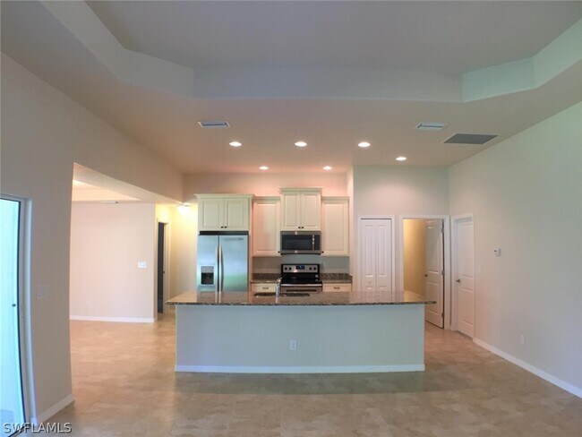 Building Photo - 1831 SW 15th Pl