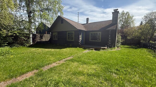 Foto del edificio - Adorable House In Valley of the Moon, Close to all of the perks of Downtown and Spenard!