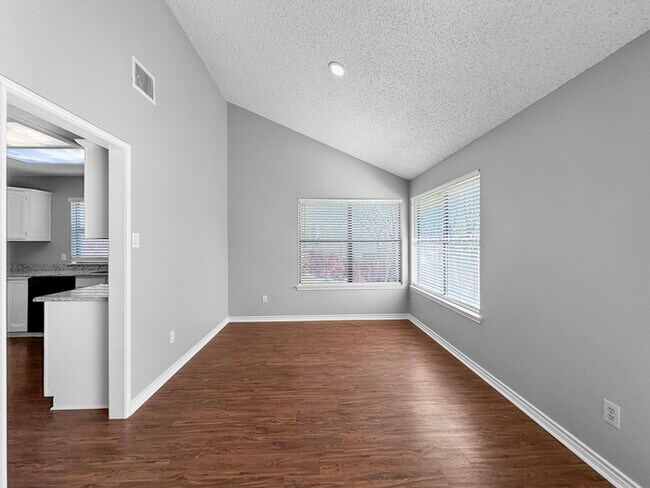 Building Photo - 6107 Ridge Top Ln