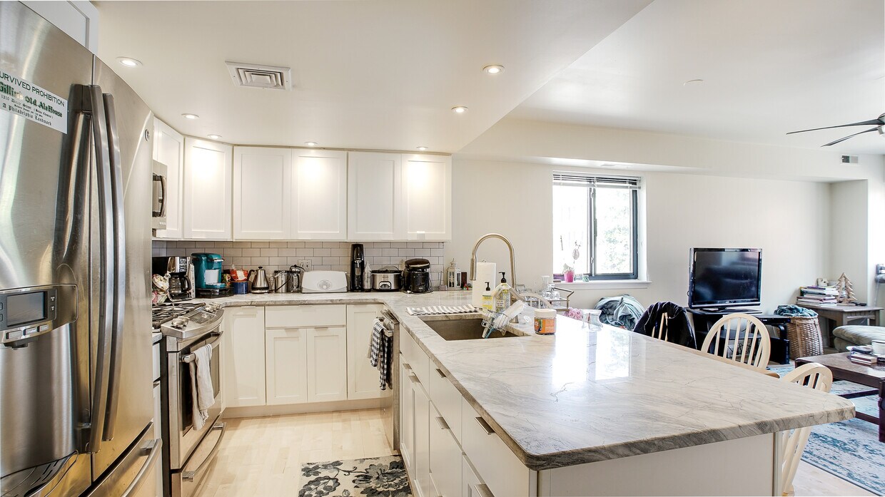 Foto principal - 540 Pine St