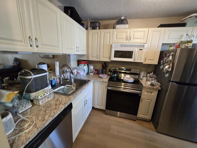 Foto del edificio - 2955 Stillwell Ct