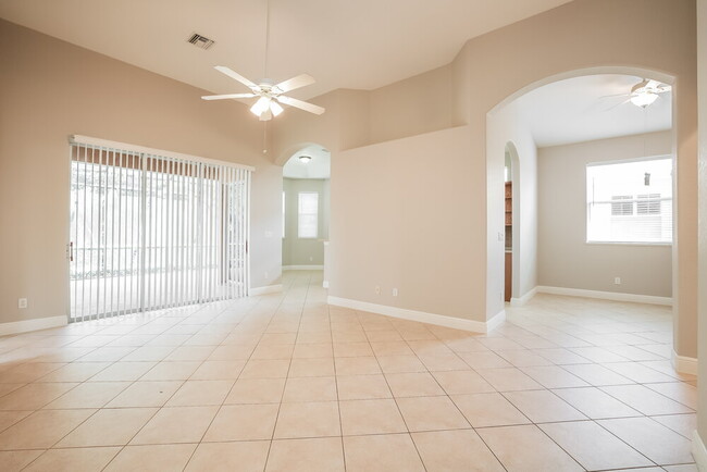 Building Photo - 15445 Cortona Way