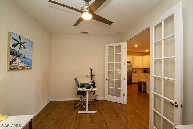 Foto del edificio - 1241 Enbrook Lp