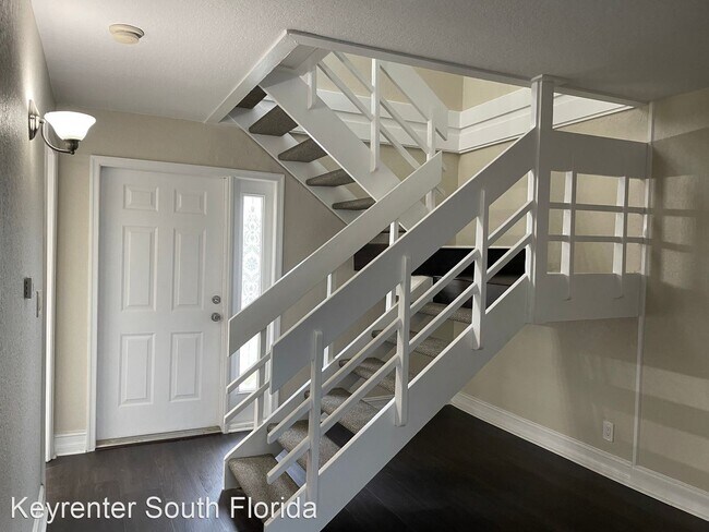Building Photo - 2 br, 1.5 bath House - 511 SW 1st Ct