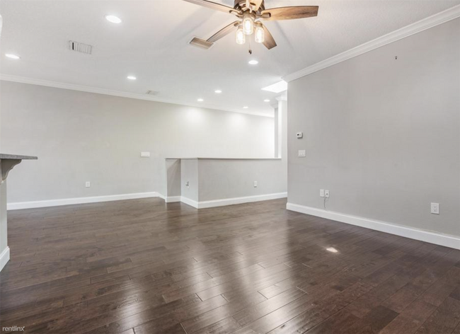 Foto del edificio - 3 br, 2.5 bath Townhome - 3611 Bay Heights...