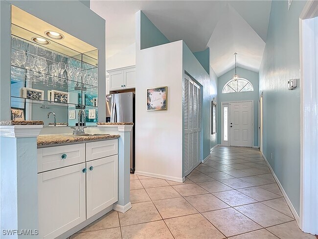 Foto del edificio - 1342 Park Lake Dr