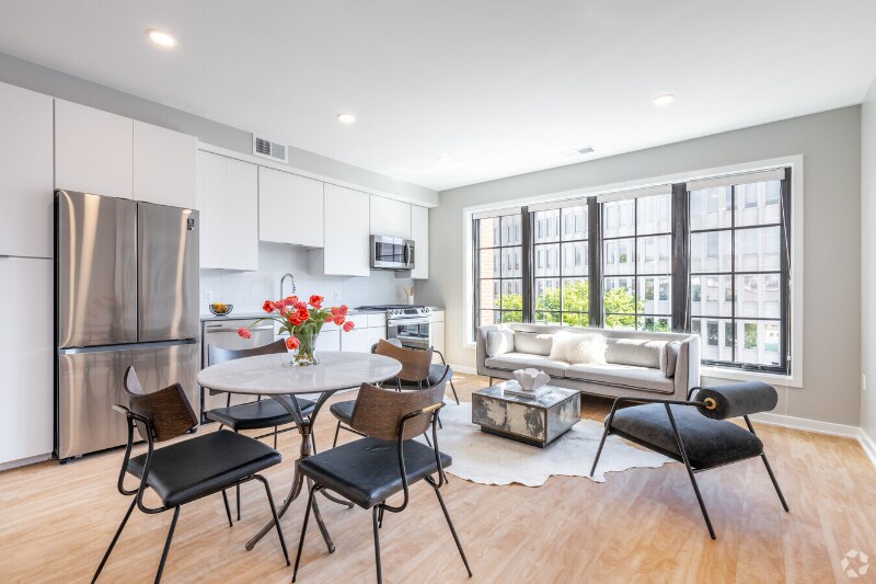 Foto principal - 2210 Wisconsin Ave NW