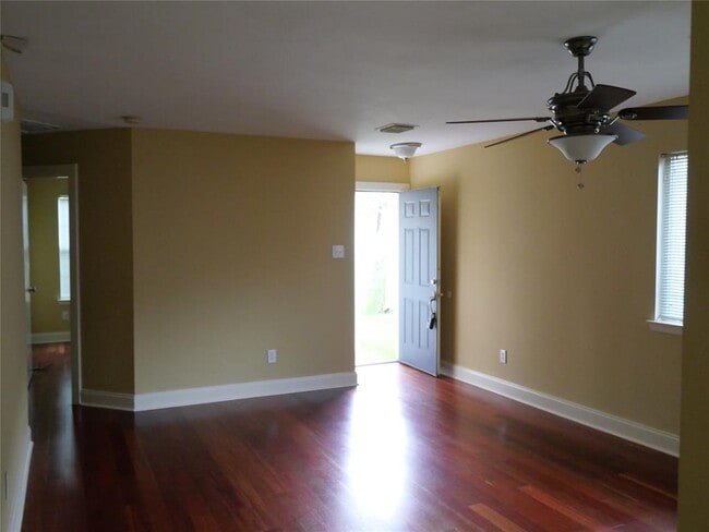 Building Photo - 1509 Palcio Real Dr