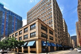 Building Photo - 780 S Federal St