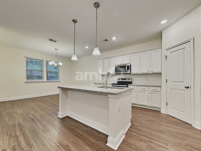 Building Photo - 178 Sweet Gum Dr