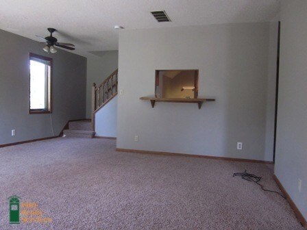 Building Photo - 3 bedroom Townhome