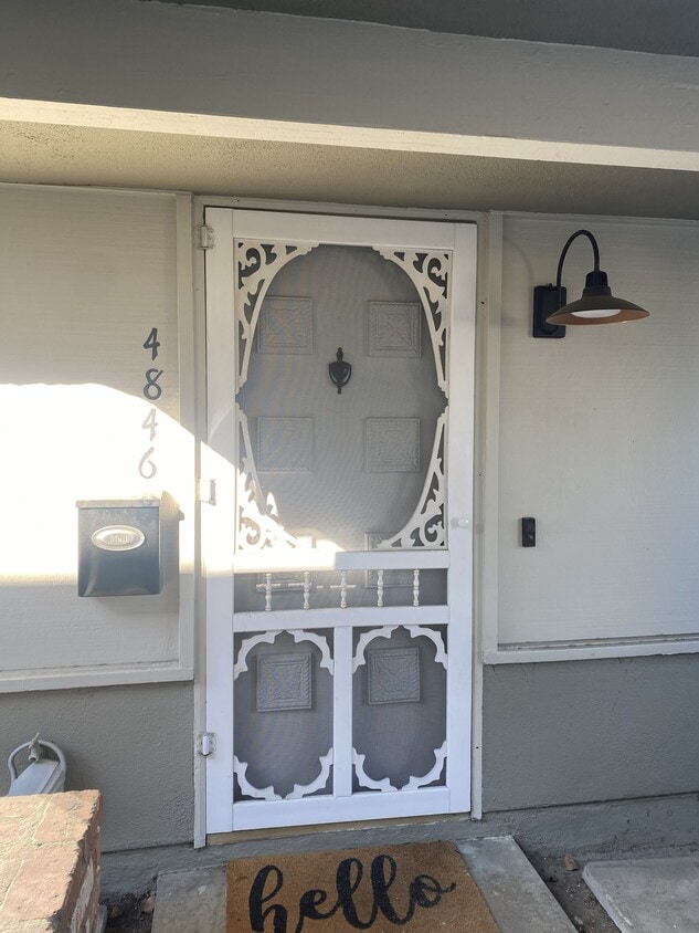 Foto principal - 4846 Larwin Ave