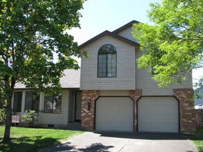 Building Photo - 3925 NW 166th Dr