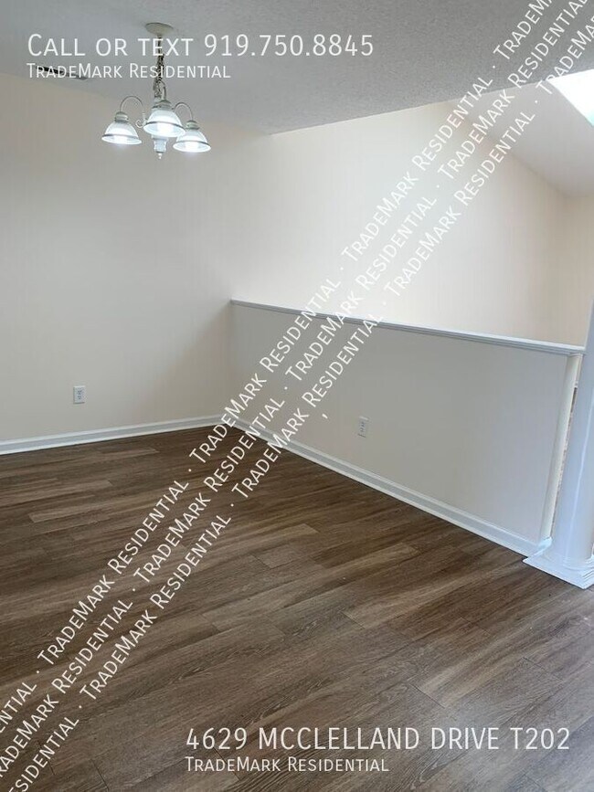 Foto del edificio - 4629 McClelland Dr