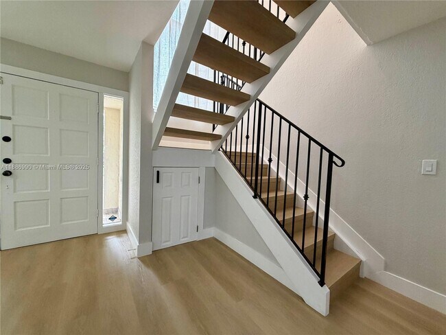 Foto del edificio - 7887 SW 105th Pl