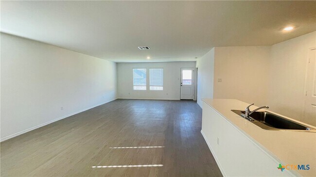 Foto del edificio - 1122 Campbellton Dr