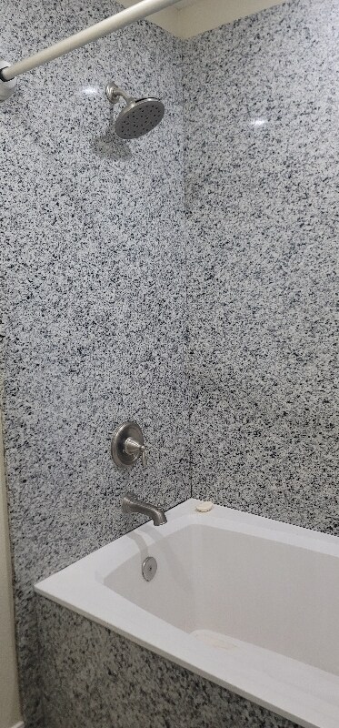 Building Photo - 221 Veranda Rd NW