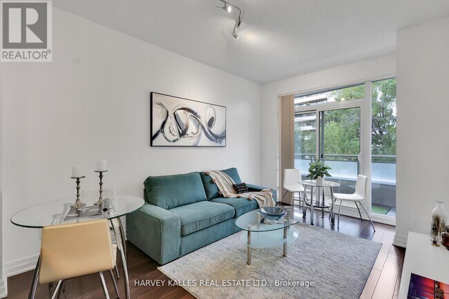 Photo du bâtiment - 17 Ruddington Dr