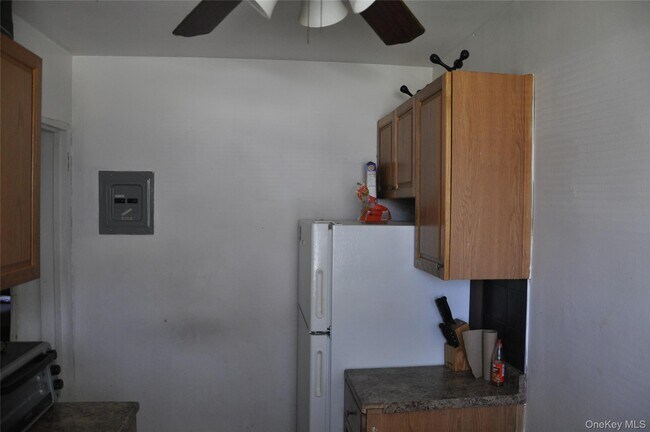 Foto del edificio - 133-22 Laurelton Pkwy