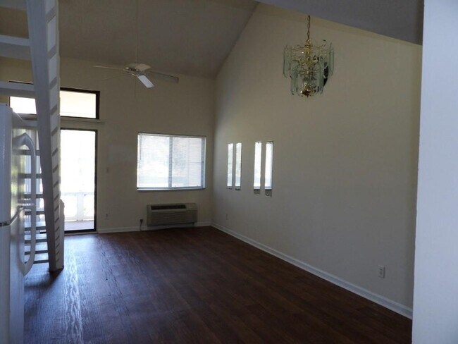 Foto del edificio - 1100 Possum Trot Rd
