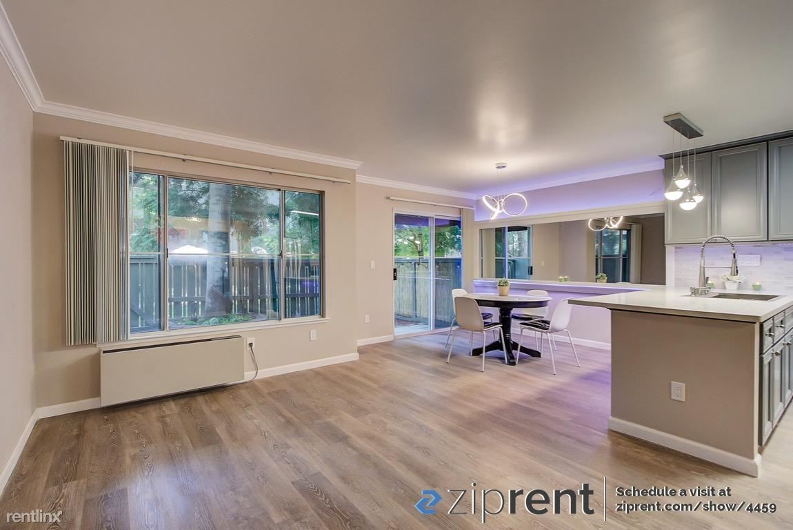 Foto principal - 3 br, 2 bath Townhome - 1639 10th Street, ...