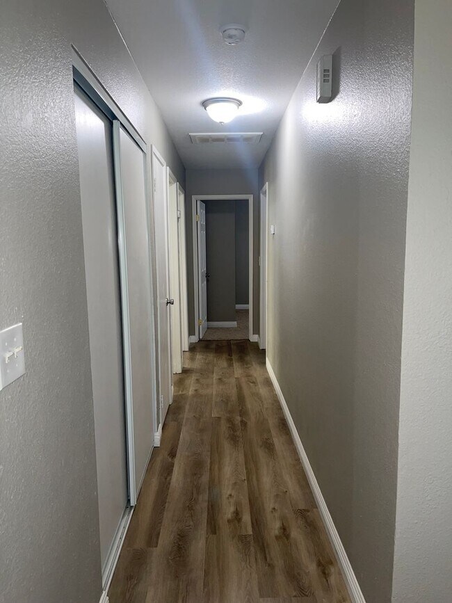 Foto del edificio - Modern Living in California City