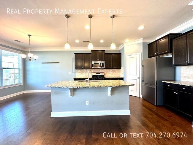 Foto del edificio - Beautiful 5BR/3BA in Bridgewater at Sherri...