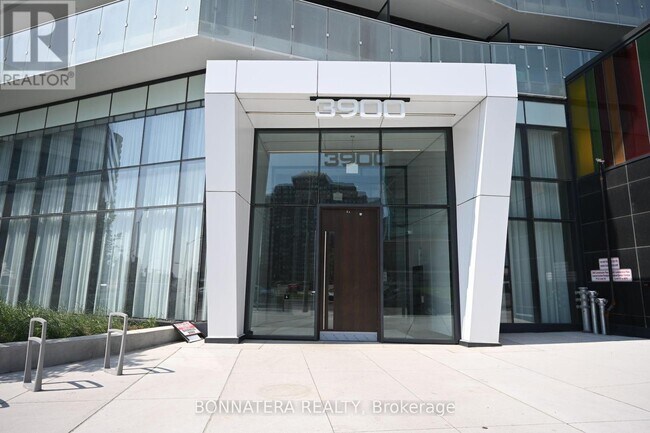 Building Photo - 3900-3900 Confederation Pkwy