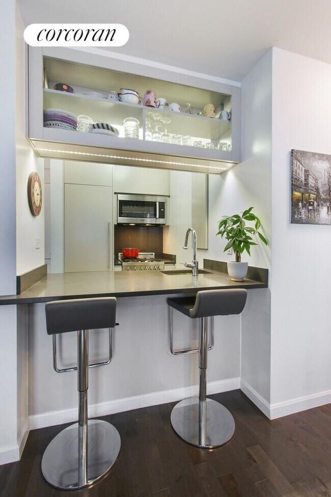 Foto del edificio - 45 E 25th St