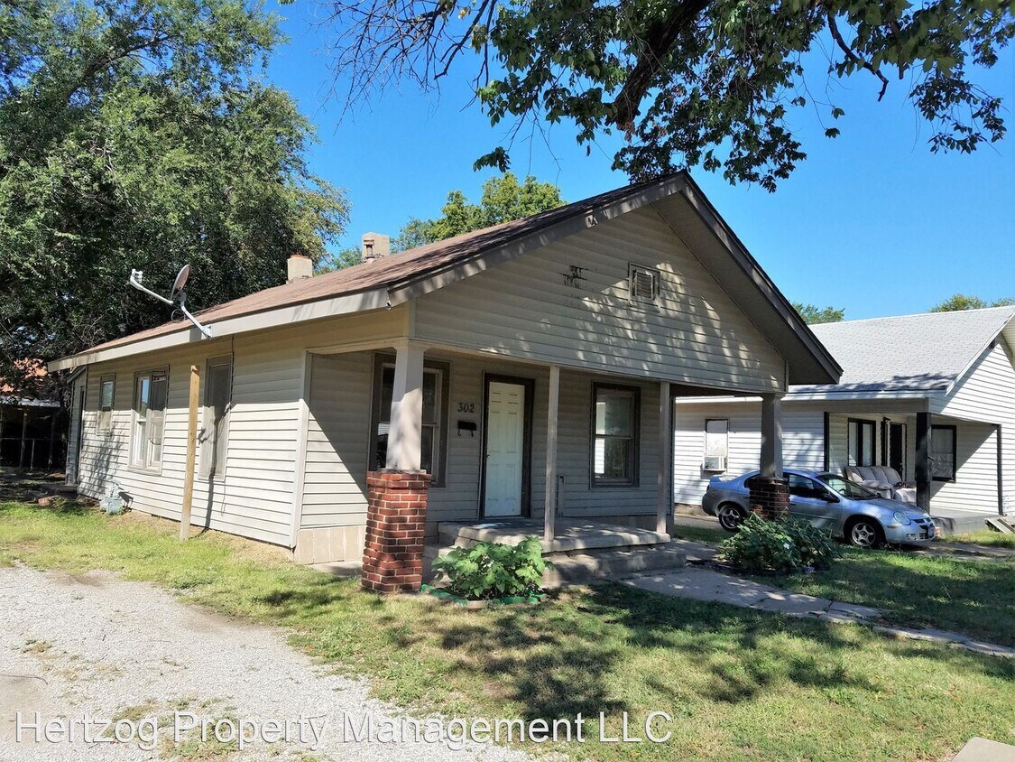 Primary Photo - 3 br, 1 bath House - 302 N Osage