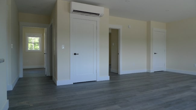 Foto del edificio - 684 Pleasant St
