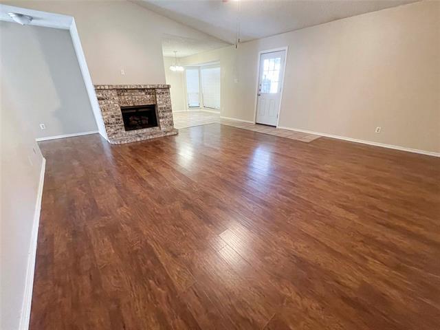 Foto del edificio - 4044 Pepperwood Dr