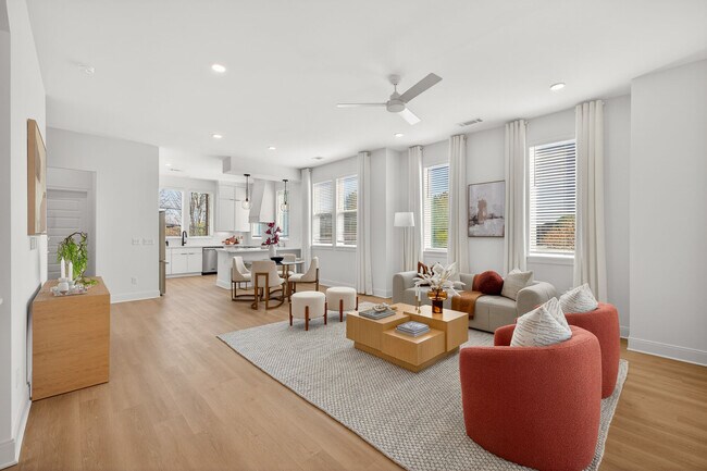 Foto del edificio - Ballantyne Townhomes at Elm