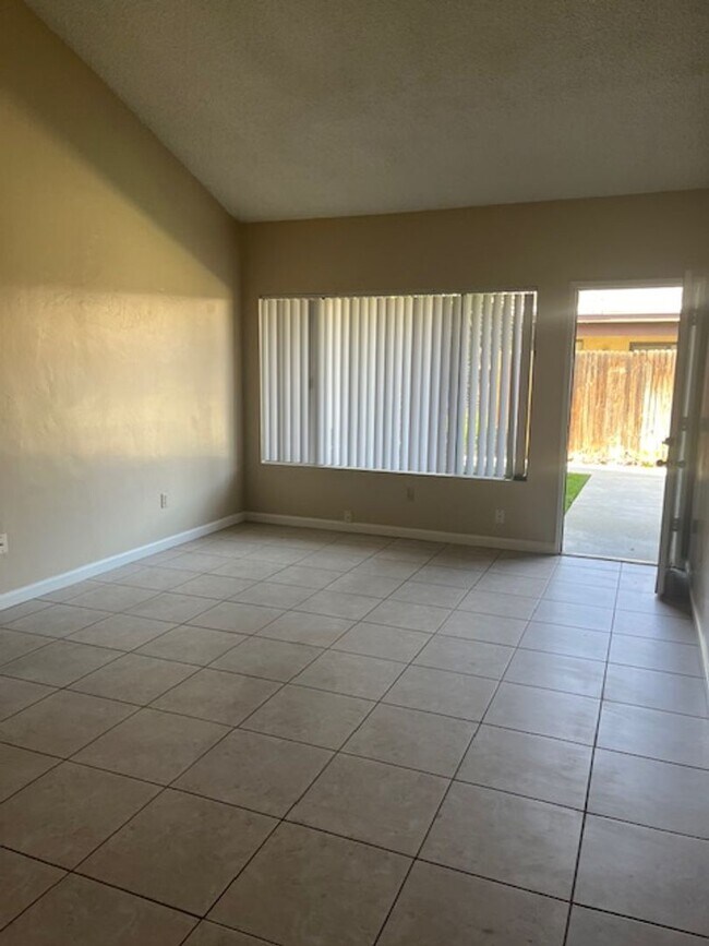 Foto del edificio - 7613 Quailwood Dr