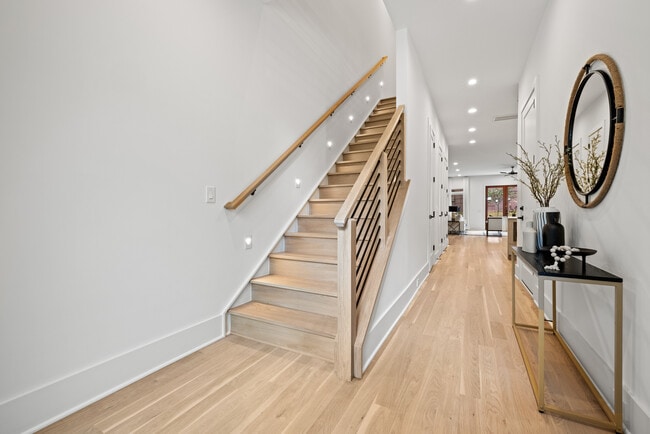 Foto del edificio - 4705 Walden Ct