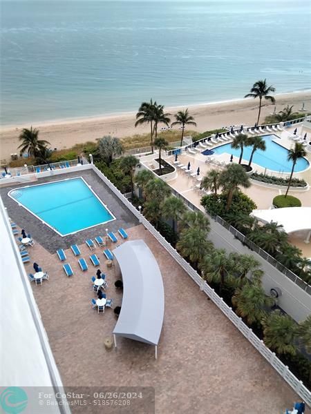 Building Photo - 4250 Galt Ocean Dr