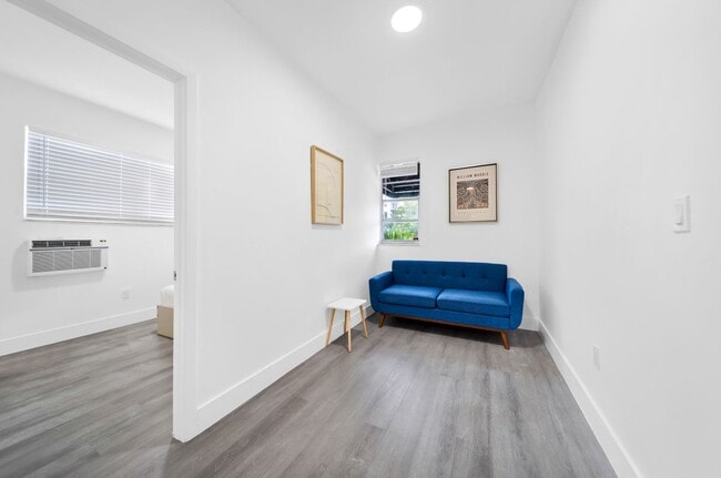 Foto del edificio - 1029 SW 5th St