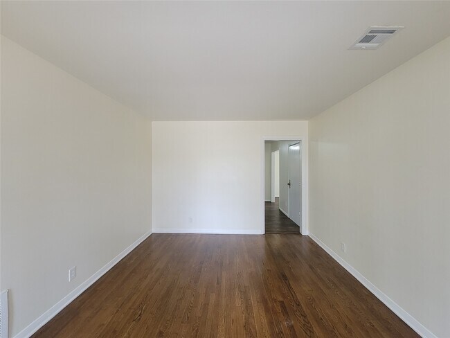 Foto del edificio - 7426 Navasota St