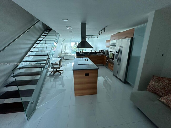 Foto del edificio - 2950 NE 188th St