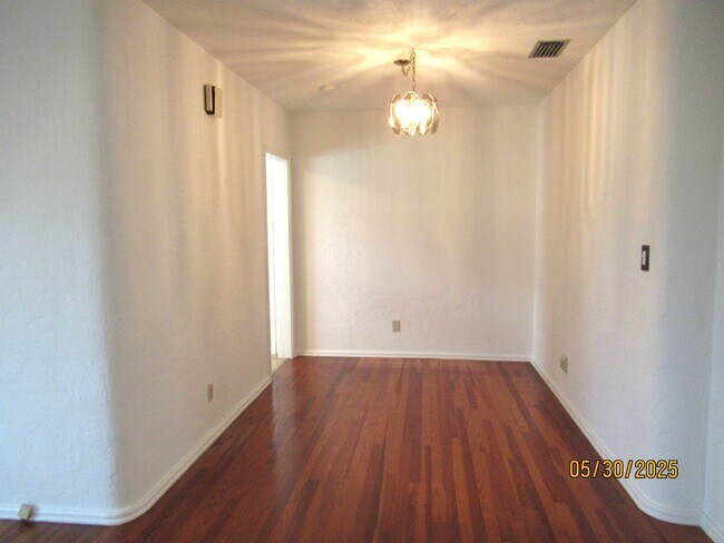 Foto del edificio - Beautiful Beachside 2 Bedroom Home!