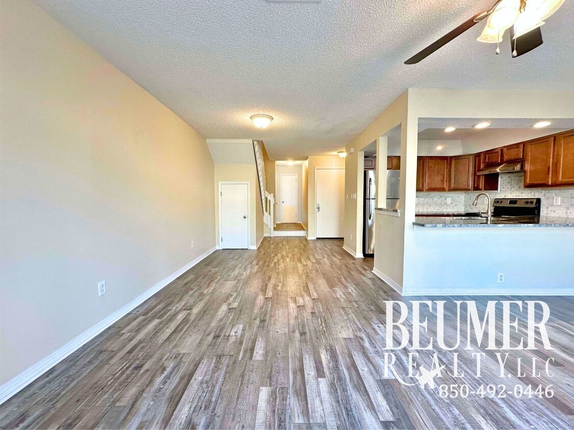 Primary Photo - Townhome located minutes from beaches and NAS