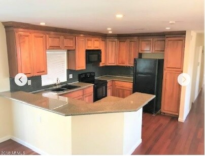 Building Photo - 3002 W Larkspur Dr