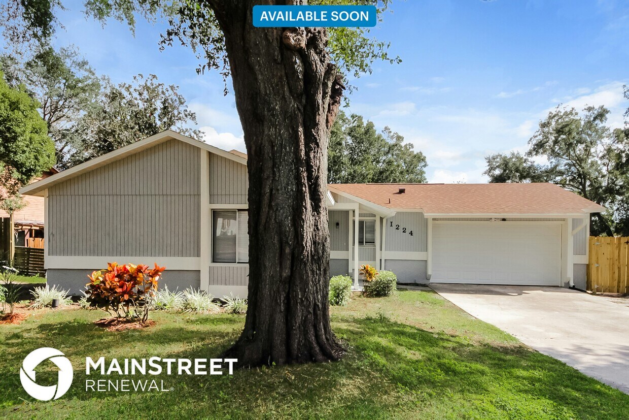 Primary Photo - 1224 Russell Dr